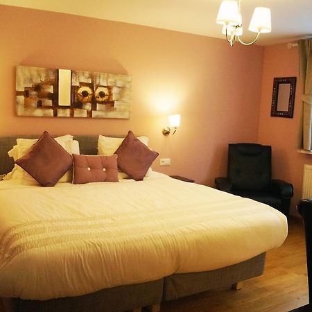 Eu Guesthouse ブリュッセル 部屋 写真